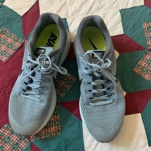 Nike Dynamite Support Running Shoes